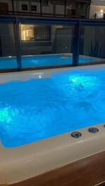 Ground Floor Apartment with Jacuzzi and Swimming Pool in Condominium