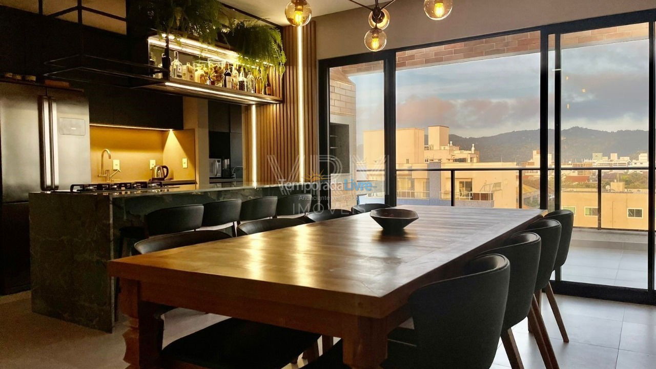 Apartamento para aluguel de temporada em Bombinhas (Canto Grande)