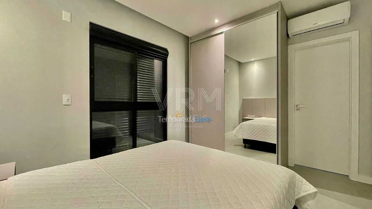 Apartamento para aluguel de temporada em Bombinhas (Canto Grande)