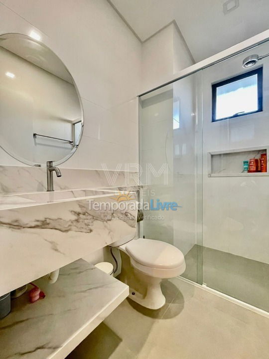 Apartamento para aluguel de temporada em Bombinhas (Canto Grande)