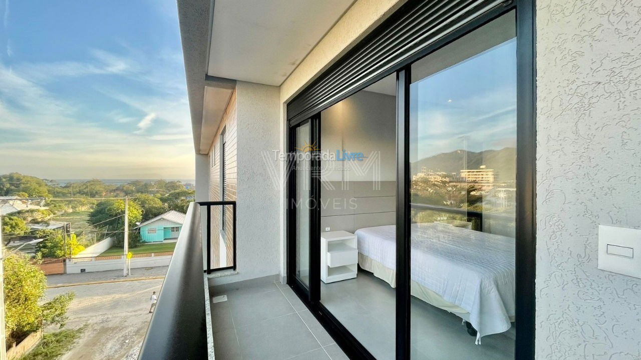 Apartamento para aluguel de temporada em Bombinhas (Canto Grande)