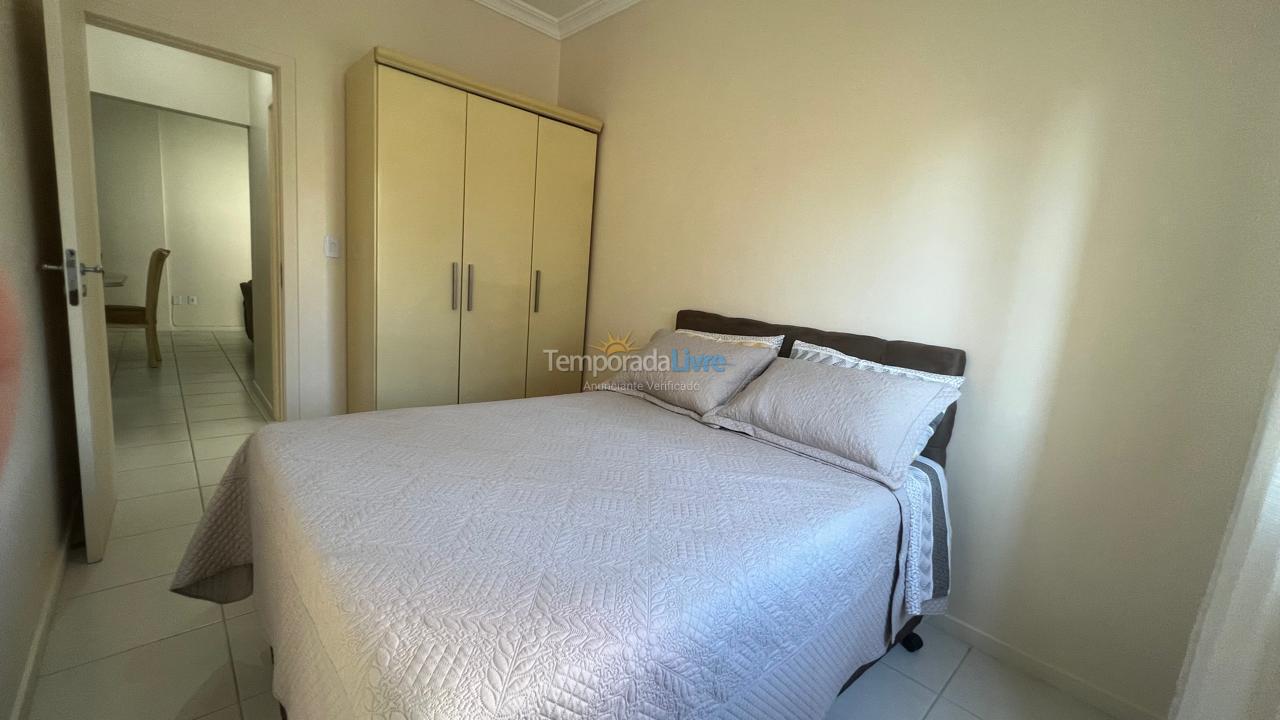 Apartamento para alquiler de vacaciones em Itapema (Meia Praia Quadra do Mar)