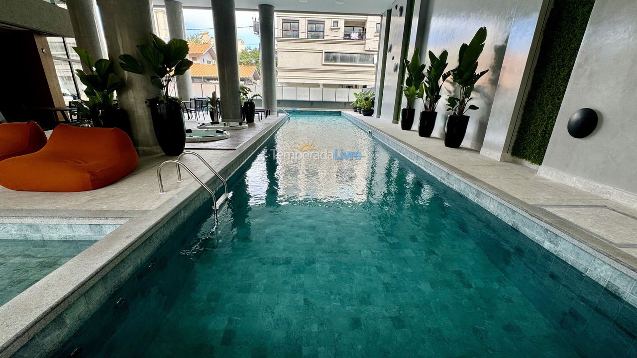 Apartamento para aluguel de temporada em Bombinhas (Canto Grande)