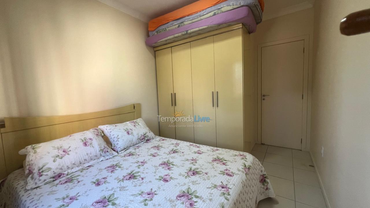 Apartamento para alquiler de vacaciones em Itapema (Meia Praia Quadra do Mar)
