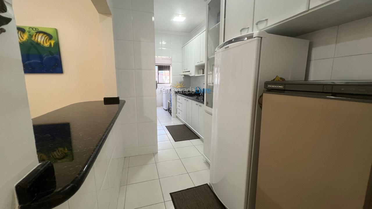 Apartamento para alquiler de vacaciones em Itapema (Meia Praia Quadra do Mar)