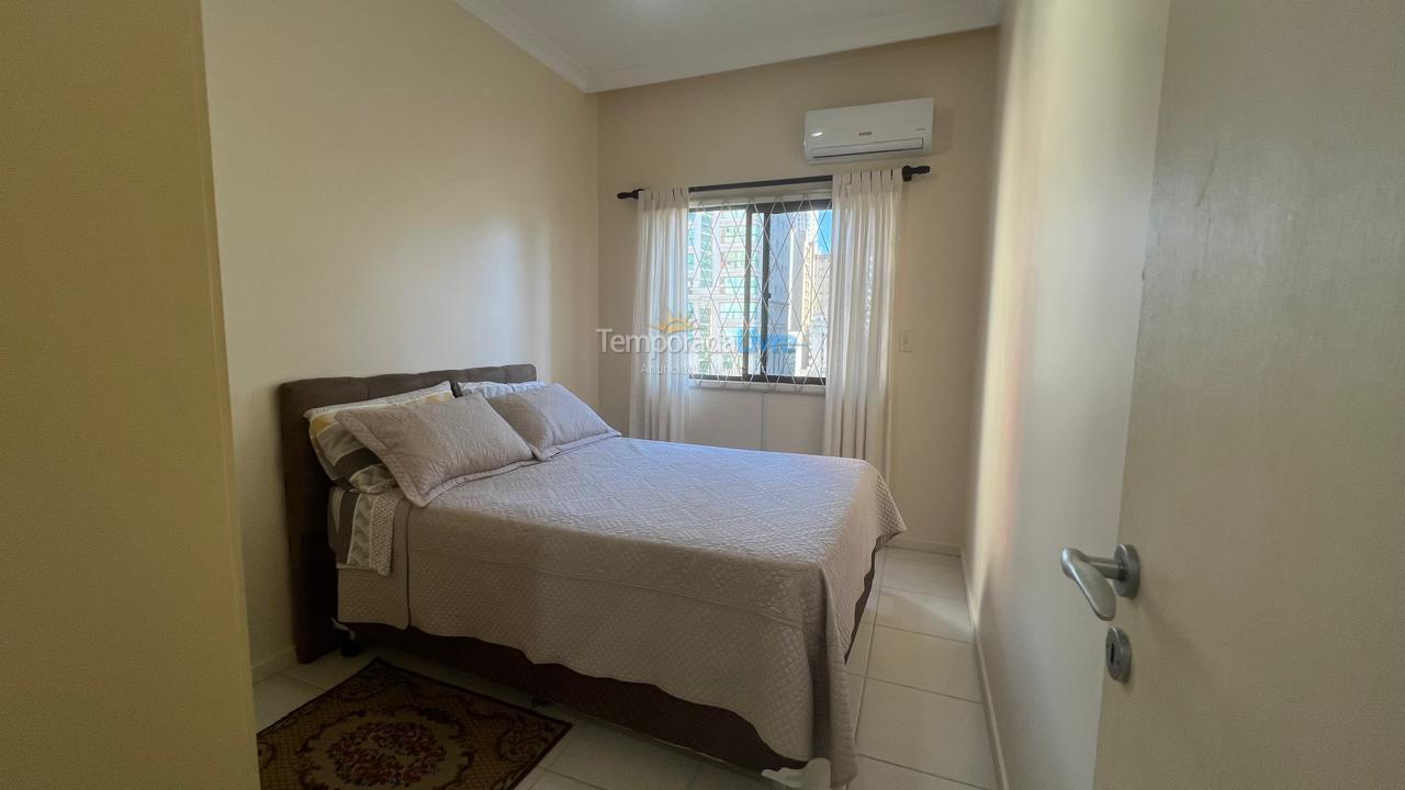 Apartamento para alquiler de vacaciones em Itapema (Meia Praia Quadra do Mar)