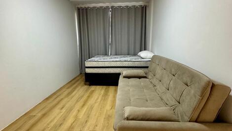 Apartamento Térreo na Praia com Piscina Aquecida