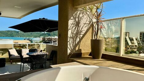 Cobertura Duplex com Jacuzzi e Vista Mar
