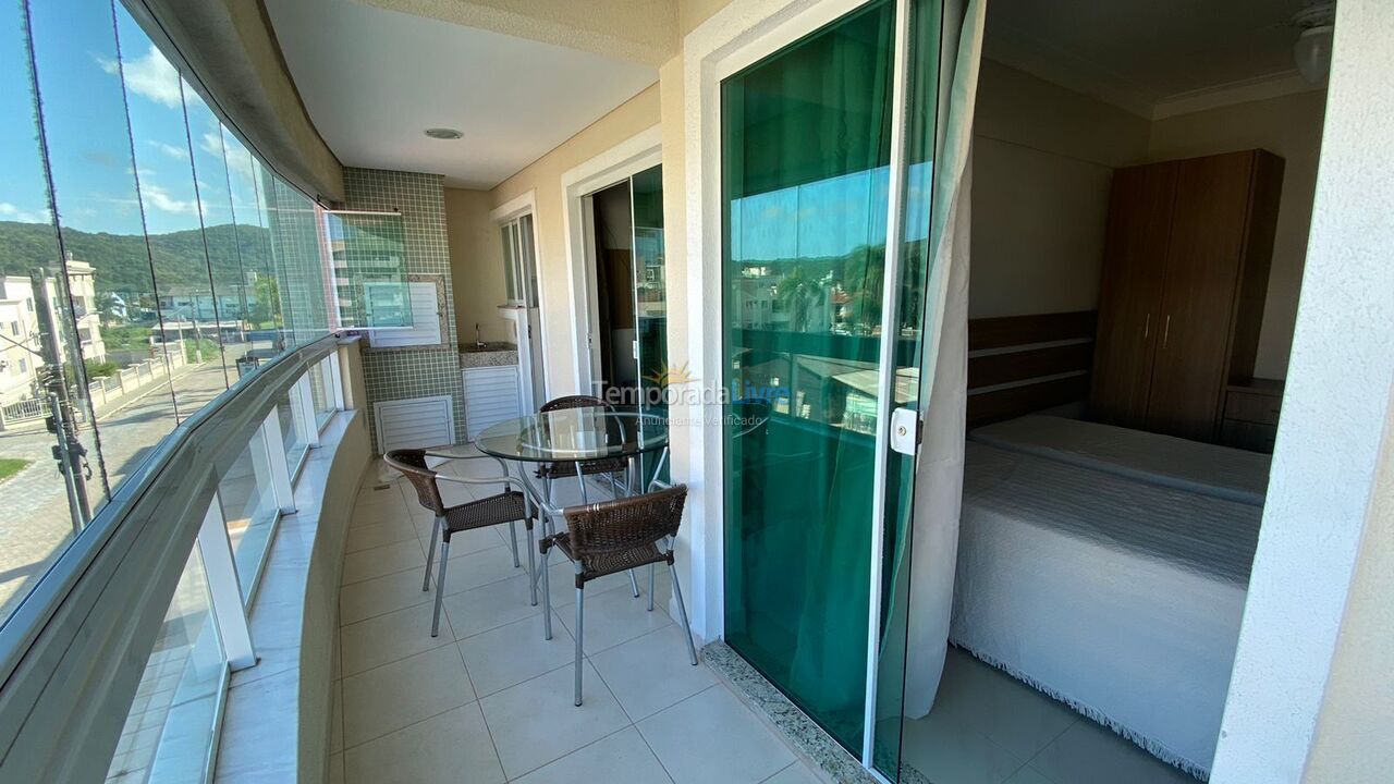 Apartamento para aluguel de temporada em Bombinhas (Praia de Bombas)