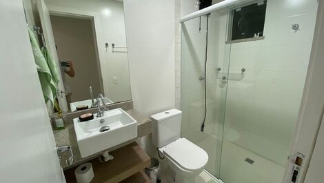 APARTAMENTO PARA TEMPORADA PRÓXIMO AO MAR