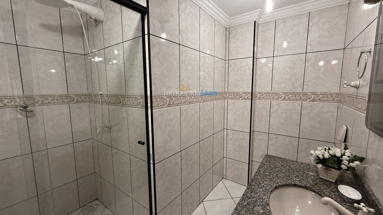Apartamento para alquiler de vacaciones em Bombinhas (Praia de Bombas)