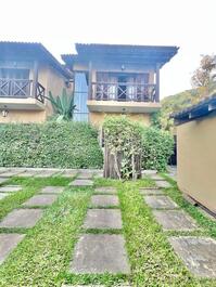 Casa em condomínio fechado na praia de Juquehy