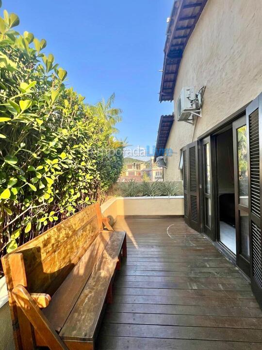 Casa para aluguel de temporada em São Sebastião (Juquehy)