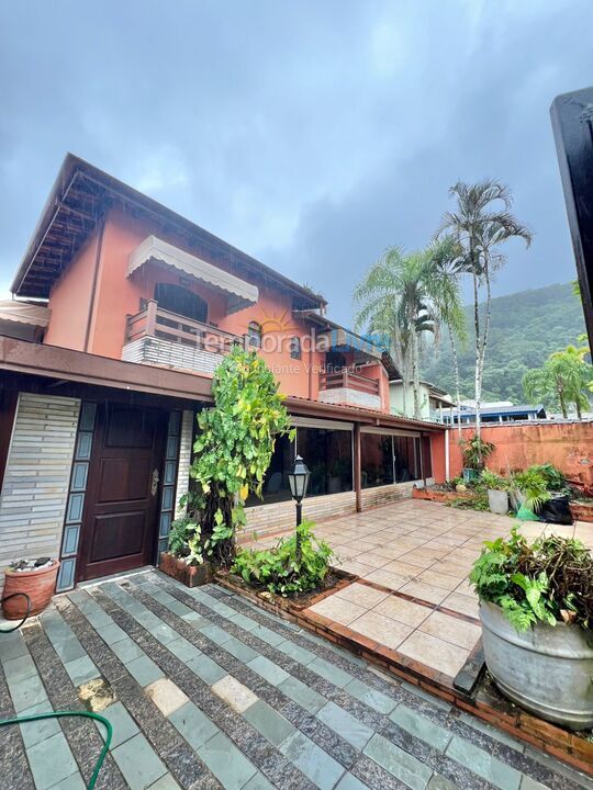 Casa para aluguel de temporada em São Sebastião (Juquehy)