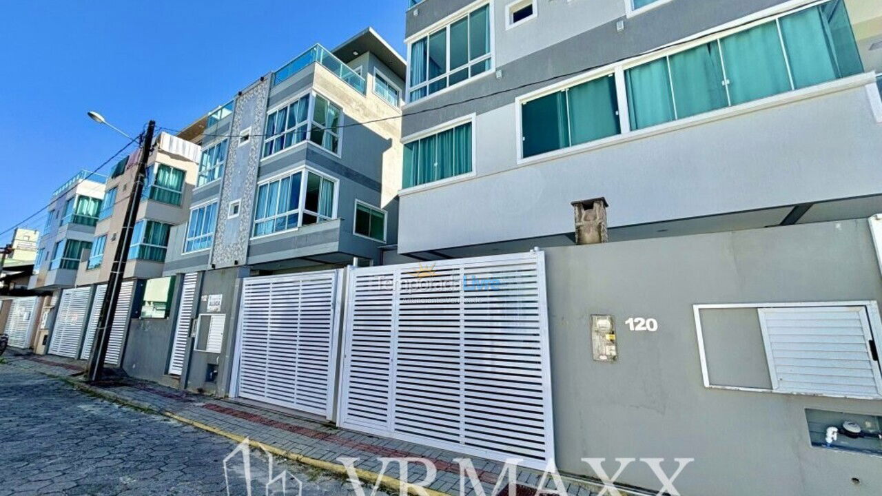Apartamento para aluguel de temporada em Bombinhas (Canto Grande)
