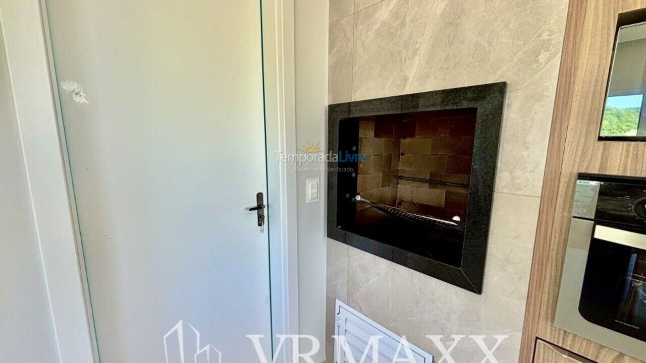 Apartamento para aluguel de temporada em Bombinhas (Canto Grande)