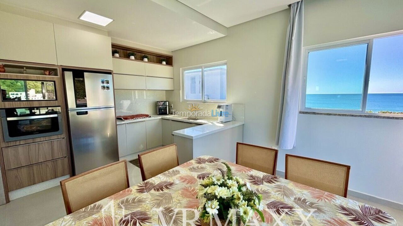 Apartamento para aluguel de temporada em Bombinhas (Canto Grande)
