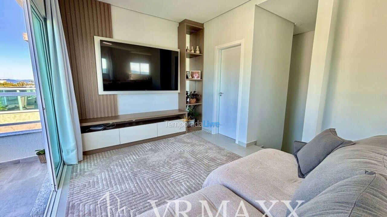 Apartamento para aluguel de temporada em Bombinhas (Canto Grande)