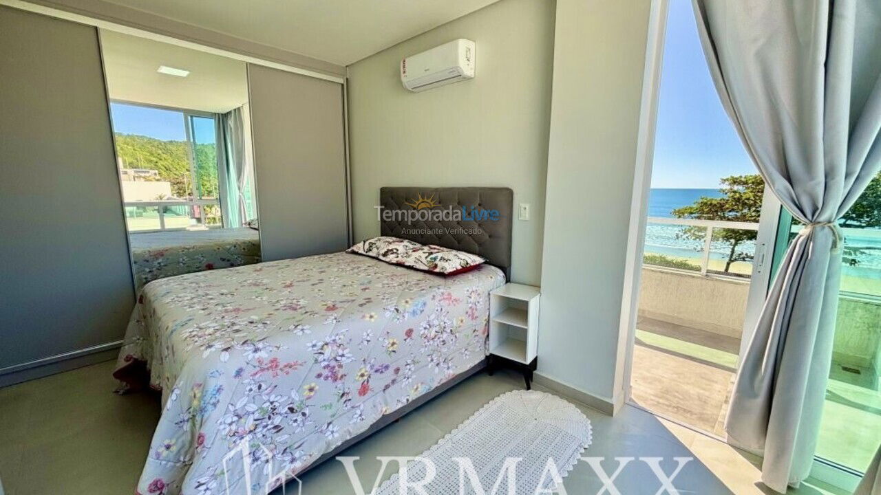Apartamento para aluguel de temporada em Bombinhas (Canto Grande)
