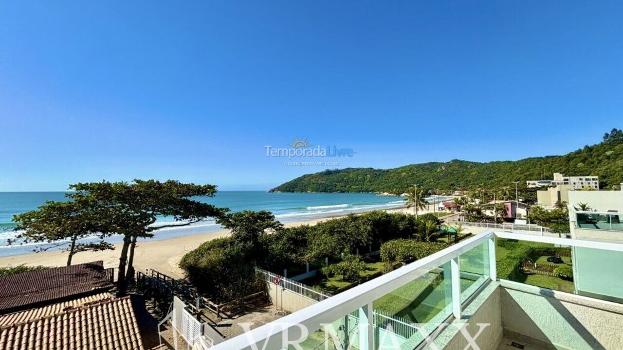 Apartamento para aluguel de temporada em Bombinhas (Canto Grande)