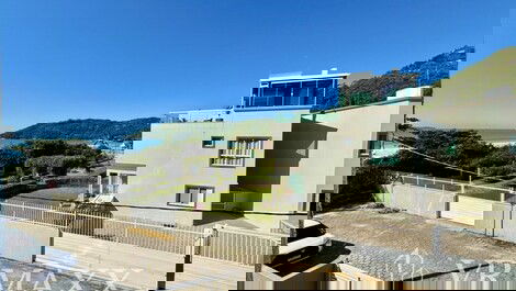 Apartment with beautiful sea view in Canto Grande