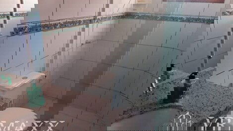 Linda Casa a 100 Metros da Praia de Zimbros