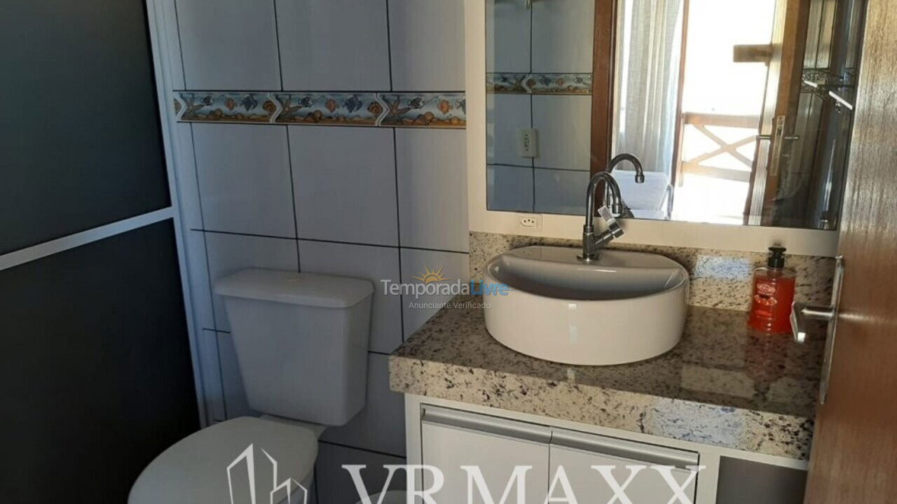 Casa para aluguel de temporada em Bombinhas (Praia de Zimbros)