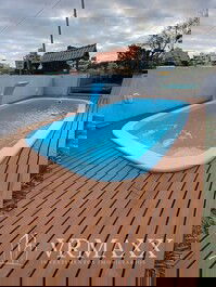 Linda Casa Com Piscina em Bombas