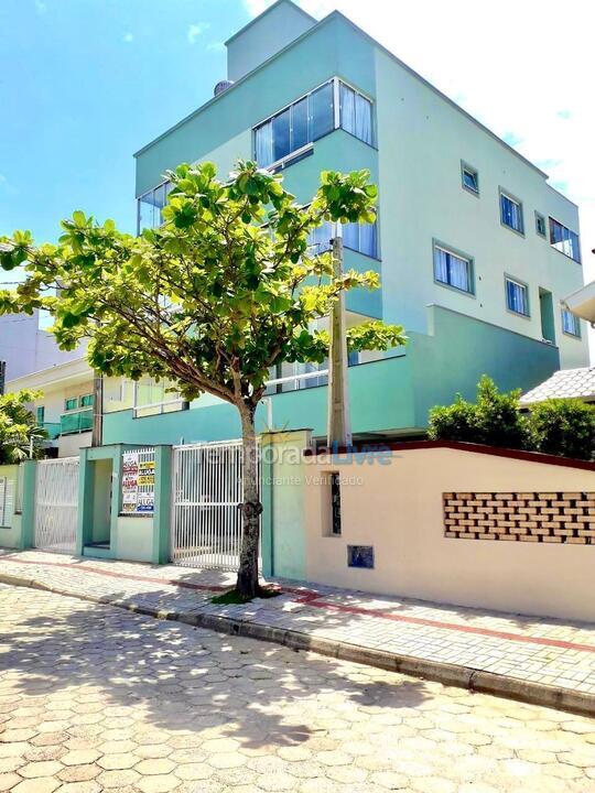 Apartment for vacation rental in Bombinhas (Canto Grande)