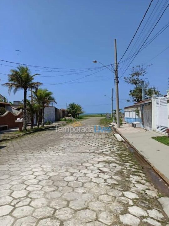 Casa para aluguel de temporada em Itanhaém (Bopiranga)