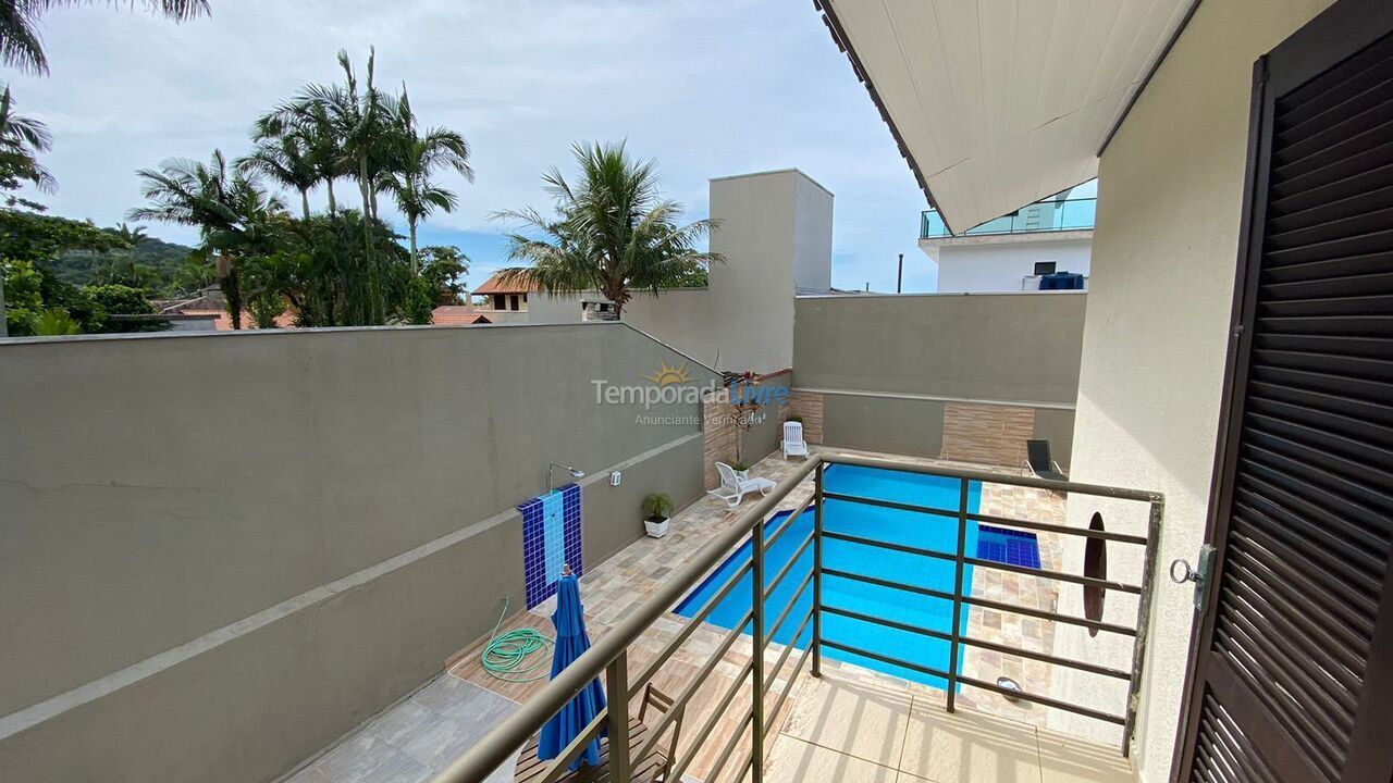 House for vacation rental in Guaratuba (Balneário Prainha)