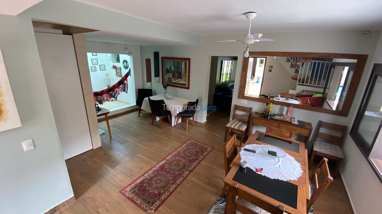 House for vacation rental in Guaratuba (Balneário Prainha)