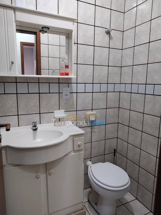 Casa para aluguel de temporada em Florianopolis (Praia dos Ingleses)