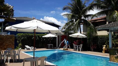 Apartment with 2/4 suites with swimming pool. 700m from TAPERAPUÃ BEACH