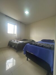 03 quartos (ar condicionado e ventilador), até 10 pessoas, garagem,...