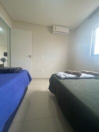 03 quartos (ar condicionado e ventilador), até 10 pessoas, garagem,...
