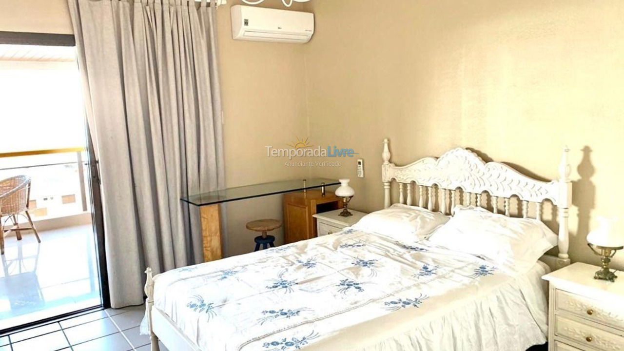 Apartment for vacation rental in Guarujá (Sorocotuba)