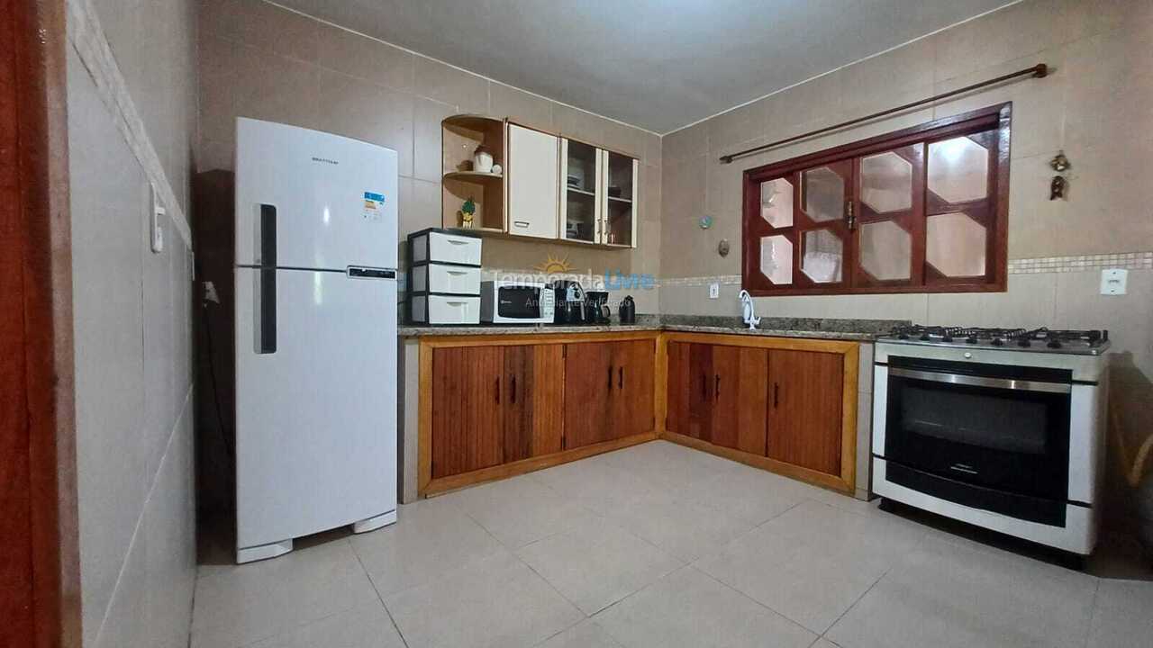 Casa para aluguel de temporada em Cabo Frio (Tamoios Unamar Cabo Frio)