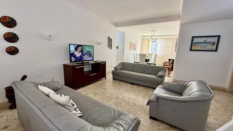 SV153 - Prédio frente ao mar | Ótima localização |3 Dorm Sendo 1 Suíte