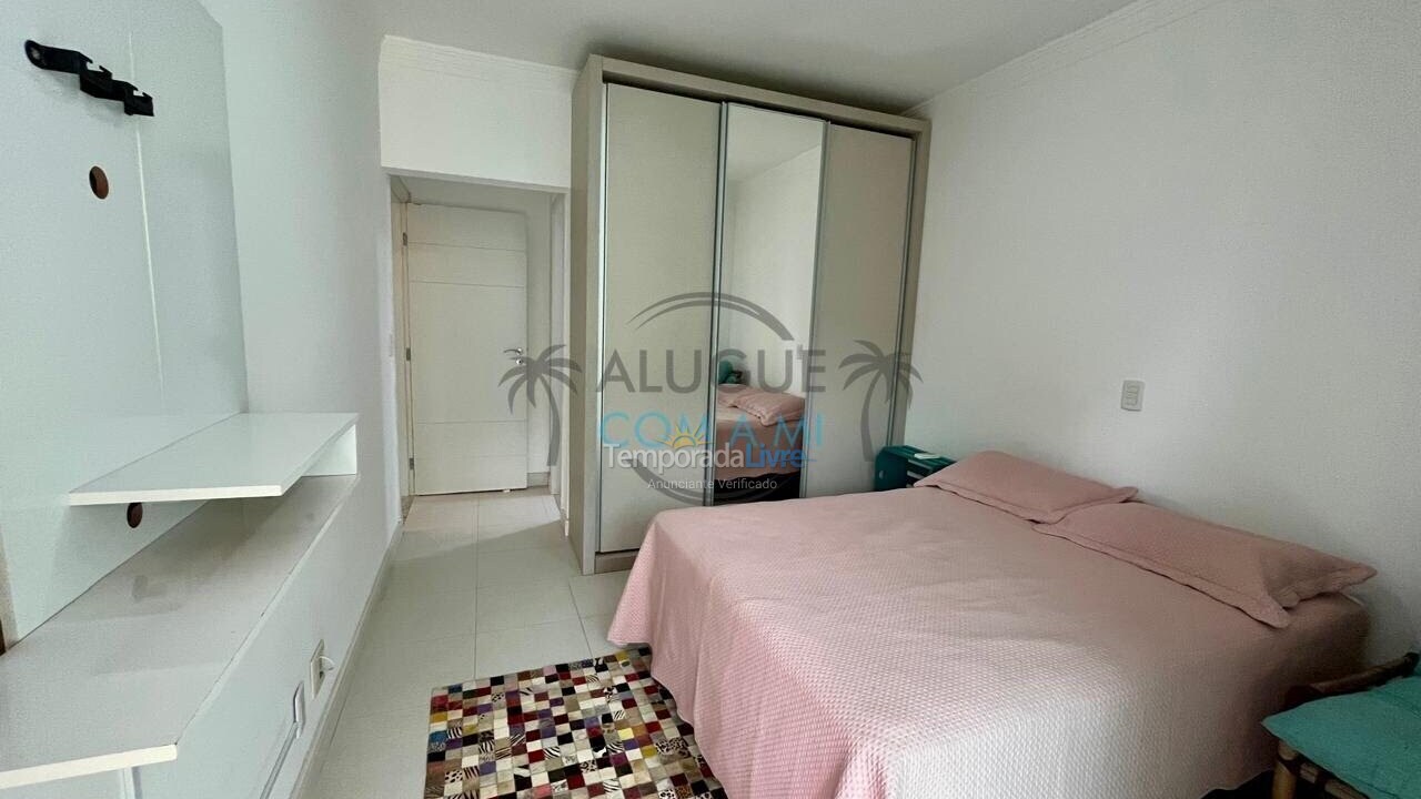 Apartamento para aluguel de temporada em Itapema (Meia Praia)