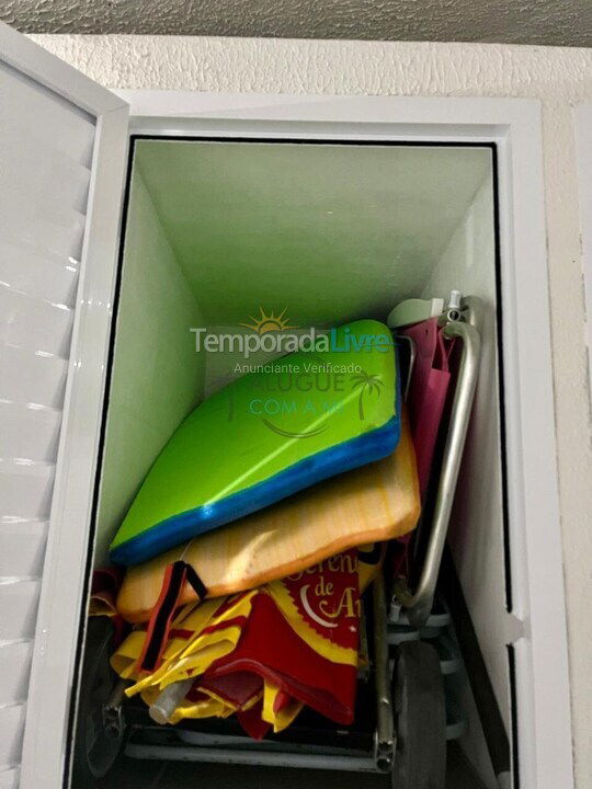 Apartamento para aluguel de temporada em Itapema (Meia Praia)