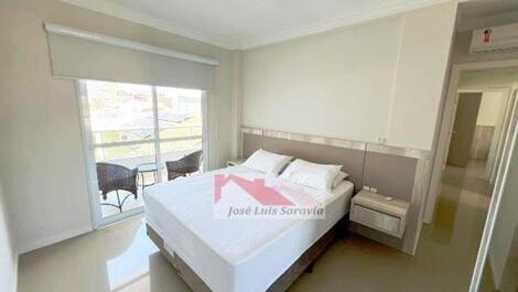Duplex finamente mobiliado com vista para o mar em Mariscal!