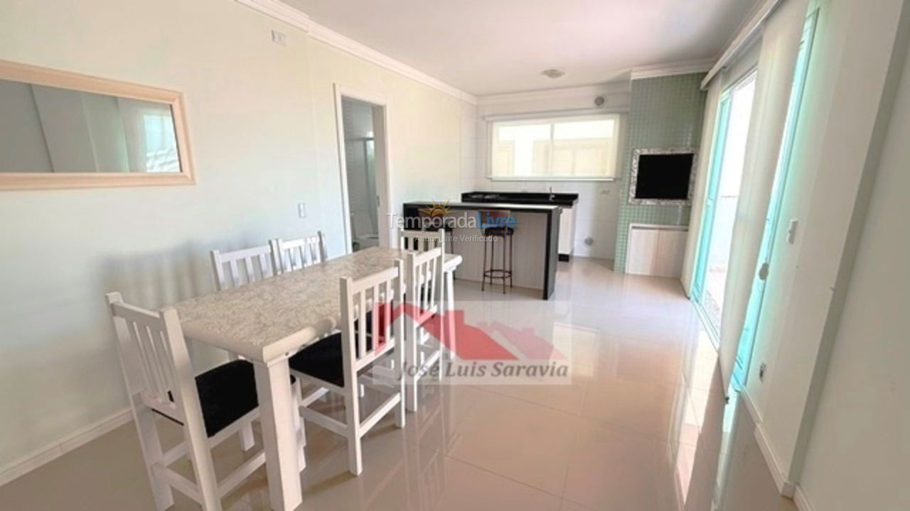 Apartamento para aluguel de temporada em Bombinhas (Mariscal)