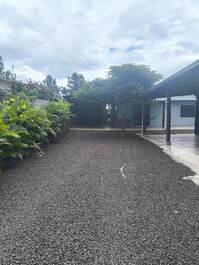 2 casas espaçosas e aconchegantes