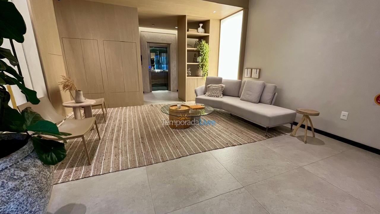 Apartamento para aluguel de temporada em Itapema (Meia Praia)