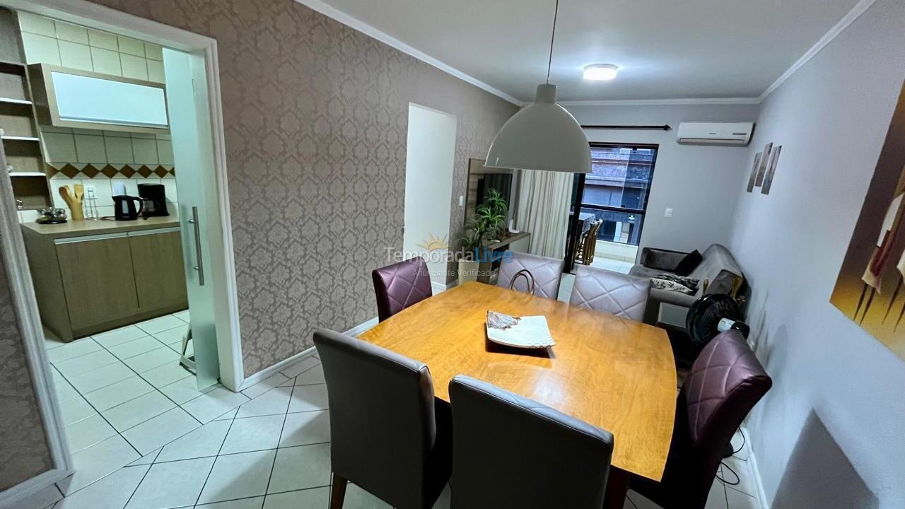 Apartment for vacation rental in Itapema (Centro)