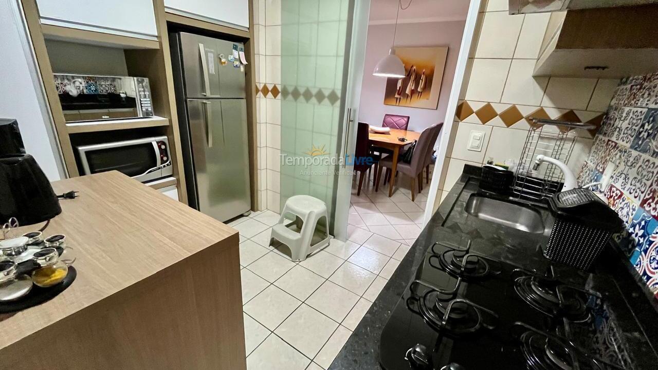 Apartment for vacation rental in Itapema (Centro)