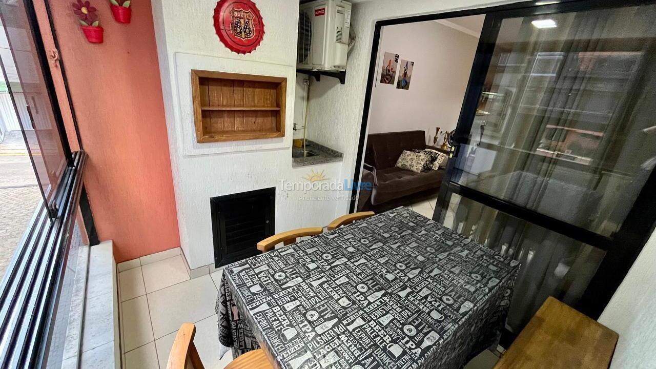 Apartment for vacation rental in Itapema (Centro)