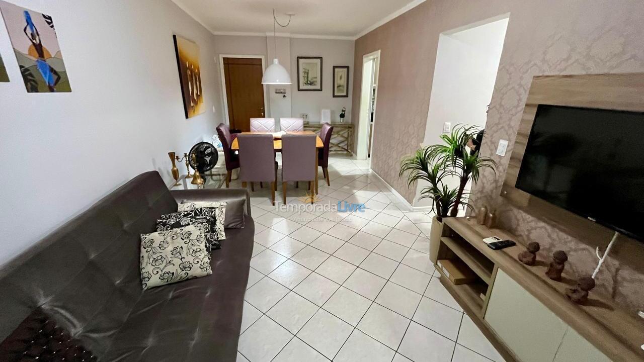 Apartment for vacation rental in Itapema (Centro)