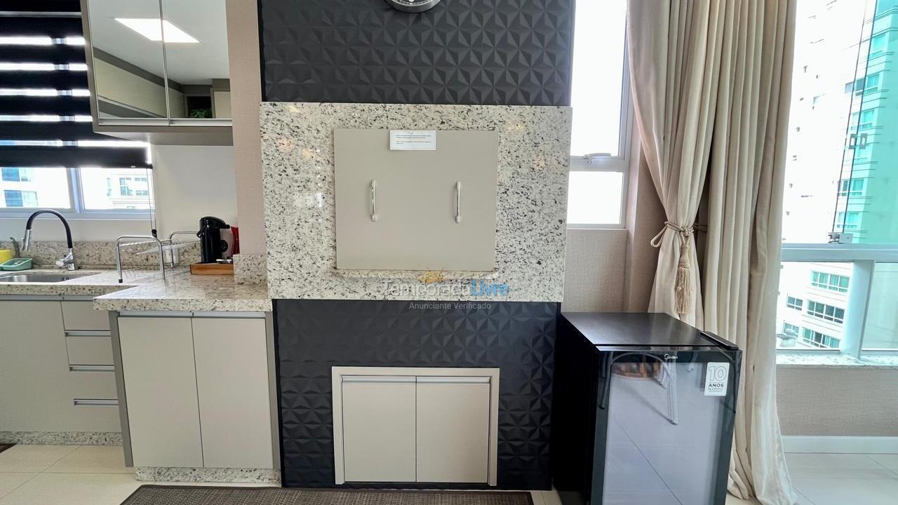 Apartamento para alquiler de vacaciones em Itapema (Meia Praia)